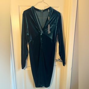 NWT Elie Tahari Velvet Cocktail Dress